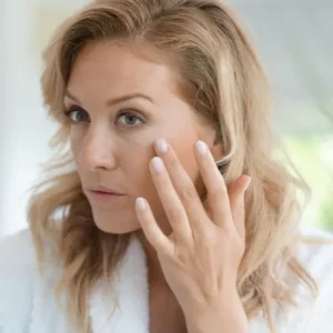 N1O1 Serum developed by Dr. Nathan Bryan is good for youthful skin